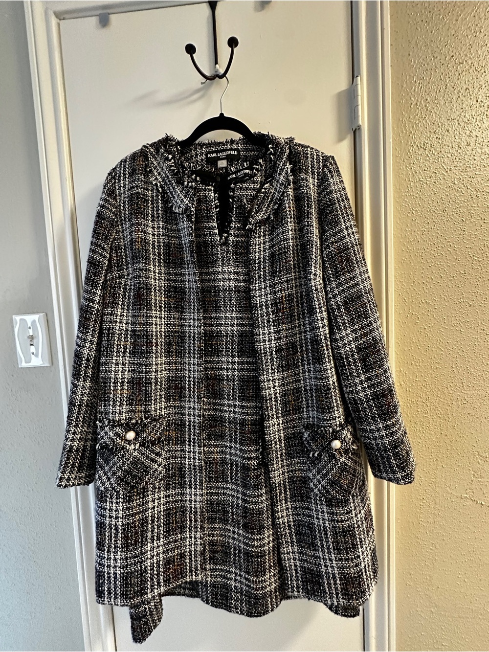 2-Piece Karl Lagerfeld Black & White Tweed dress and jacket